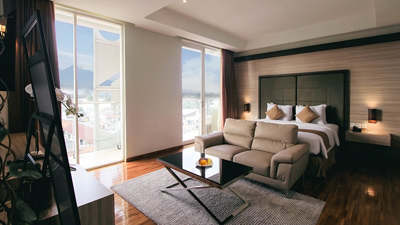 crystal lotus best hotel