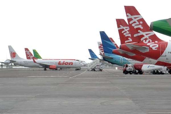 yia serves domestic flights, yia serves international flights, singapore to yogyakarta by flight, flight from malaysia to yia, singapore airline to indonesia, malaysian airline to yia, scoot airline to yogyakarta