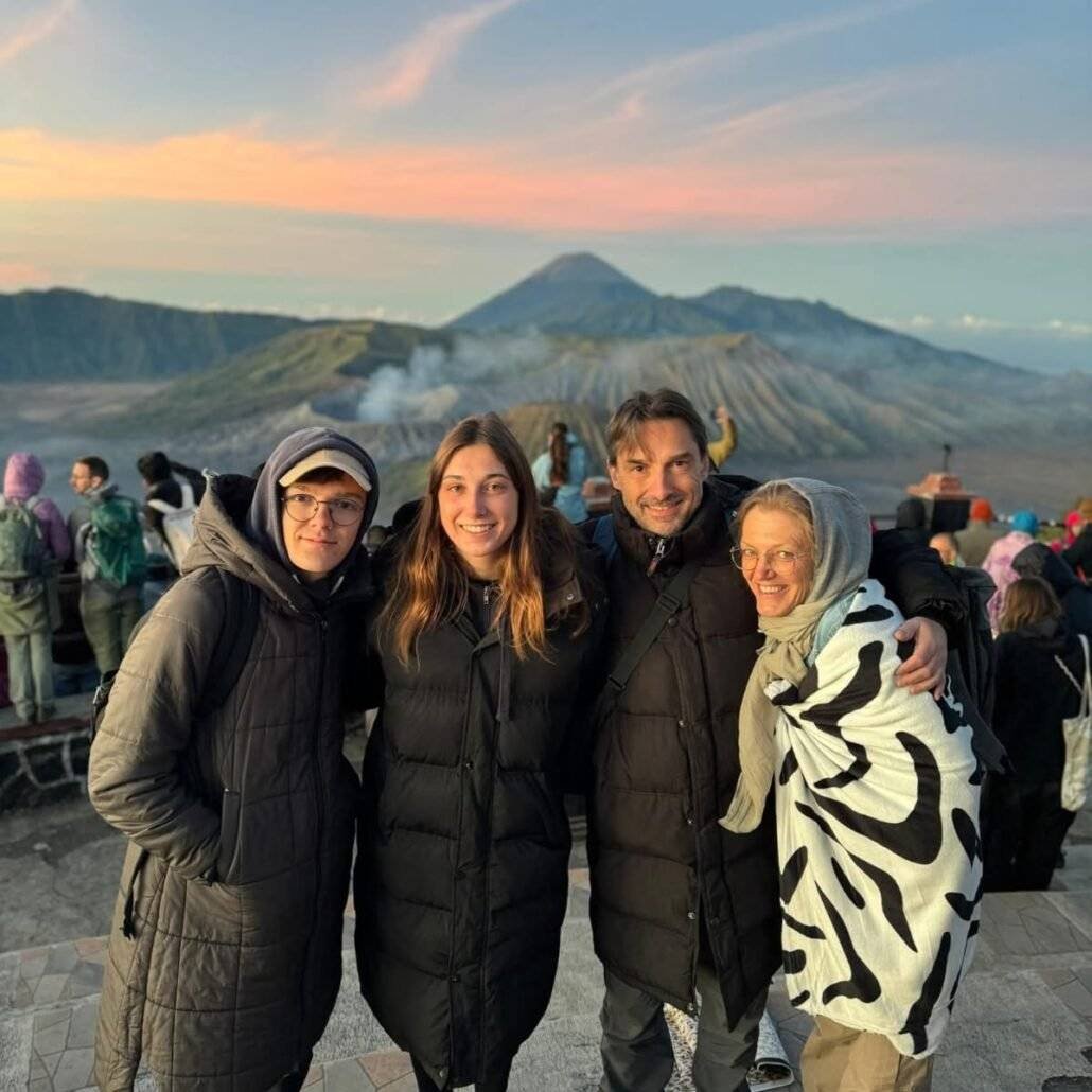 how to visit bromo and ijen crater, explore bromo and ijem from yogyakarta